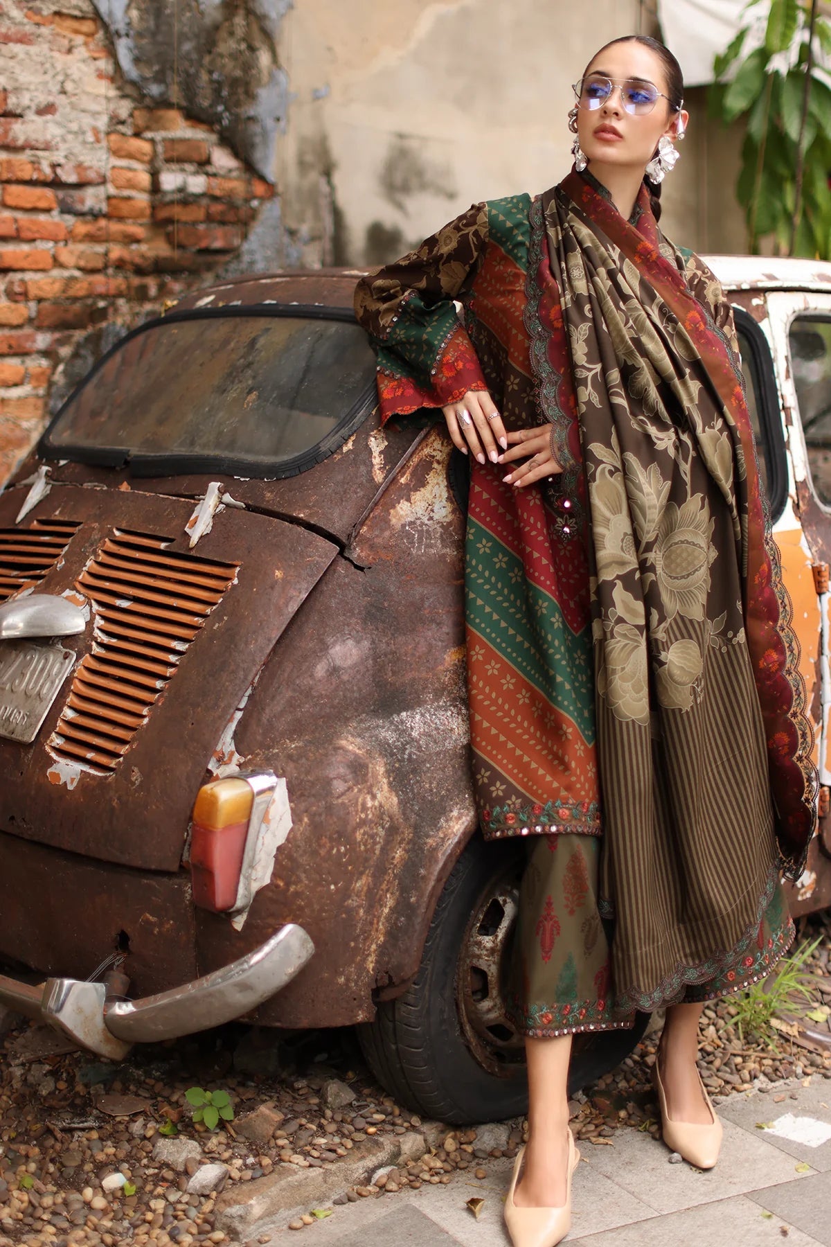CHARIZMA ANIQ '26 - 06