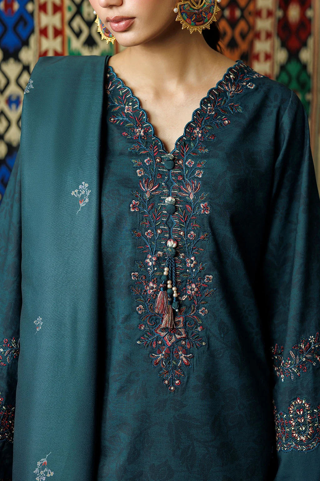IZNIK FALL '26 - 01
