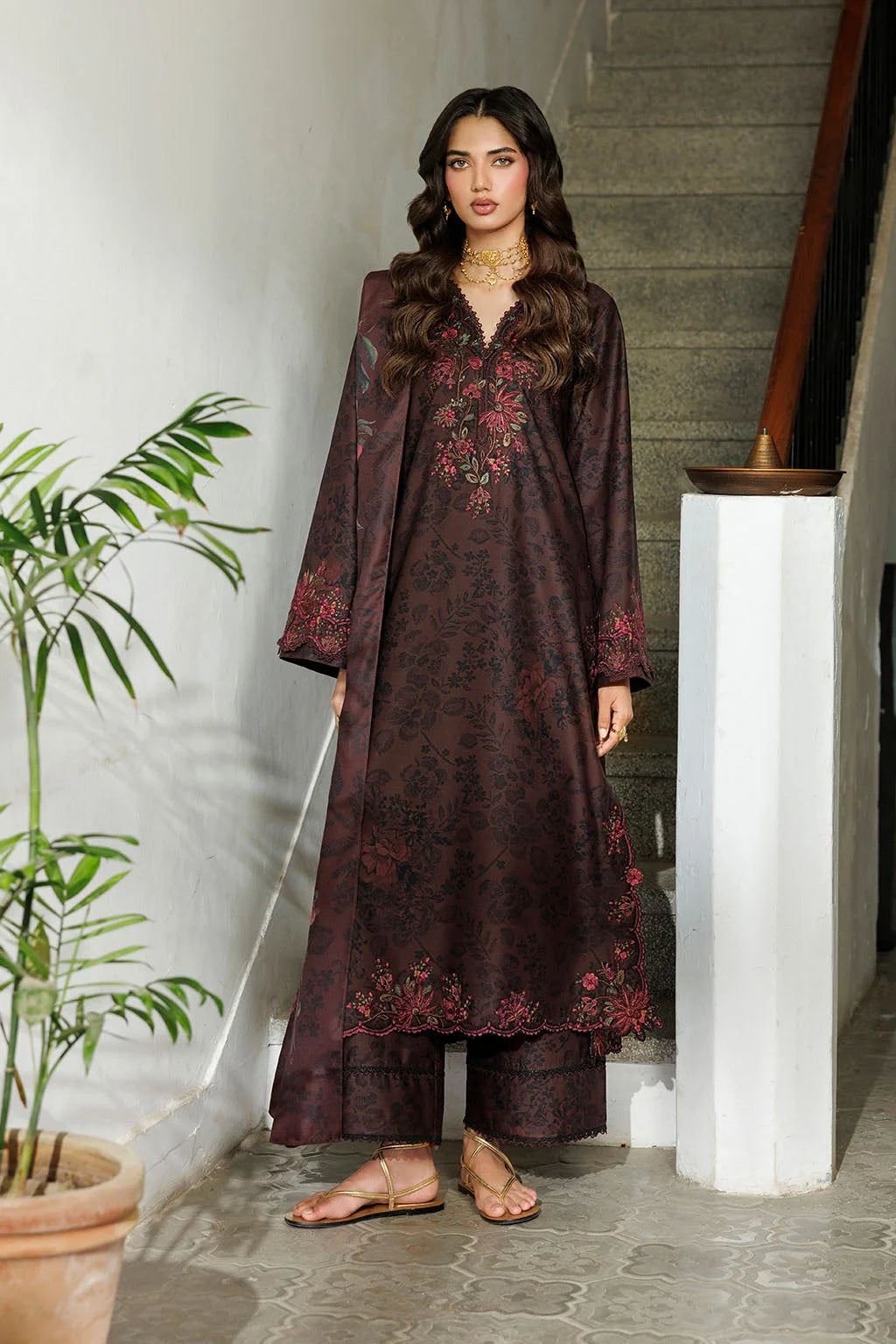 IZNIK FALL '26 - 09