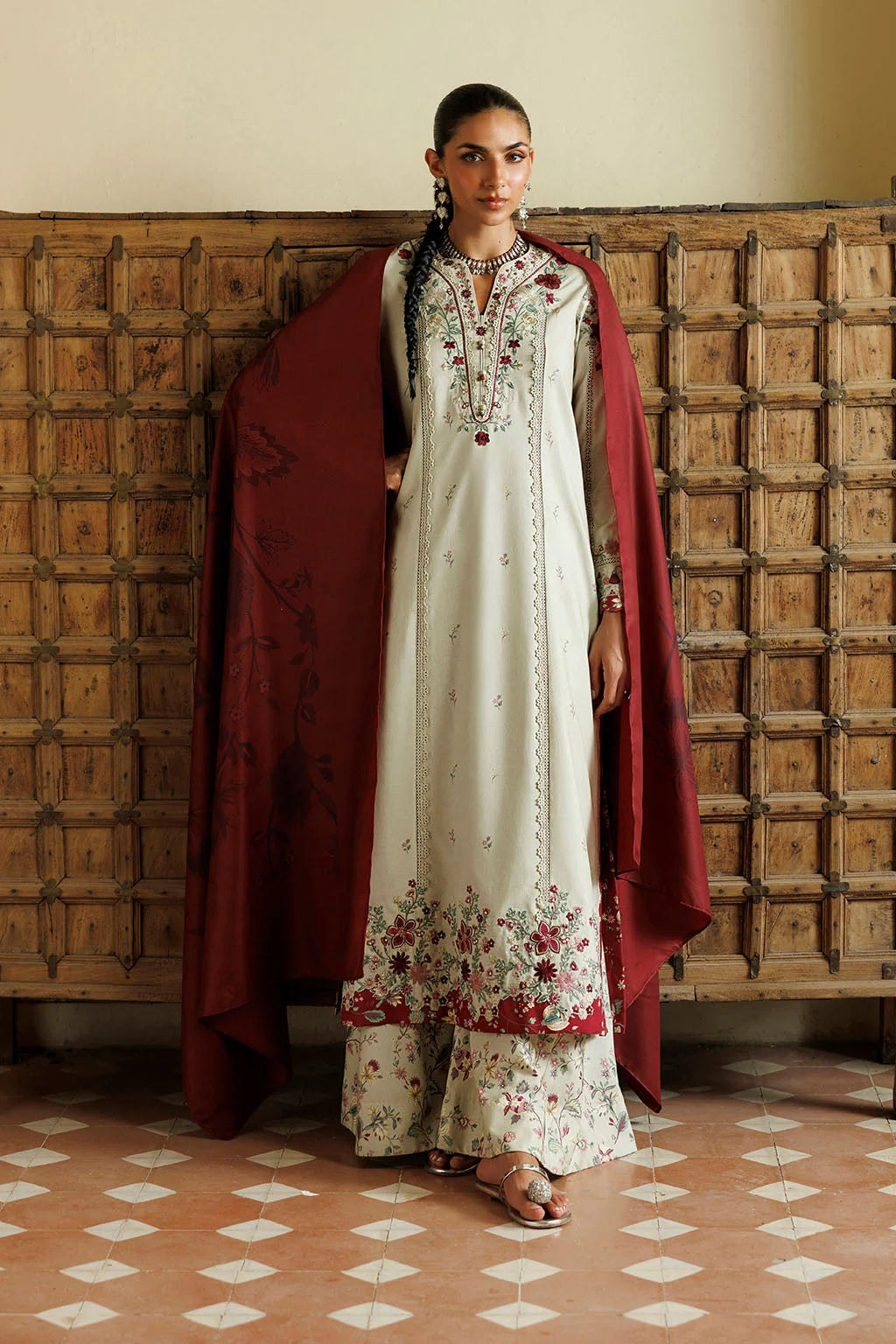IZNIK FALL '26 - 08