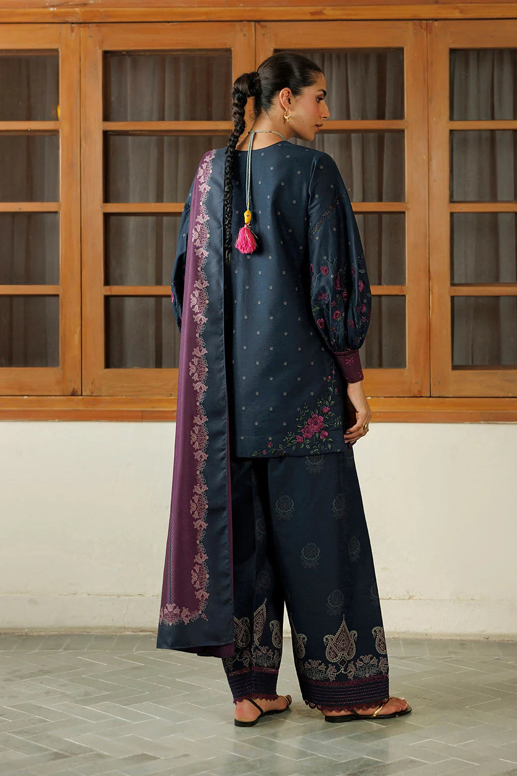 IZNIK FALL '26 - 06