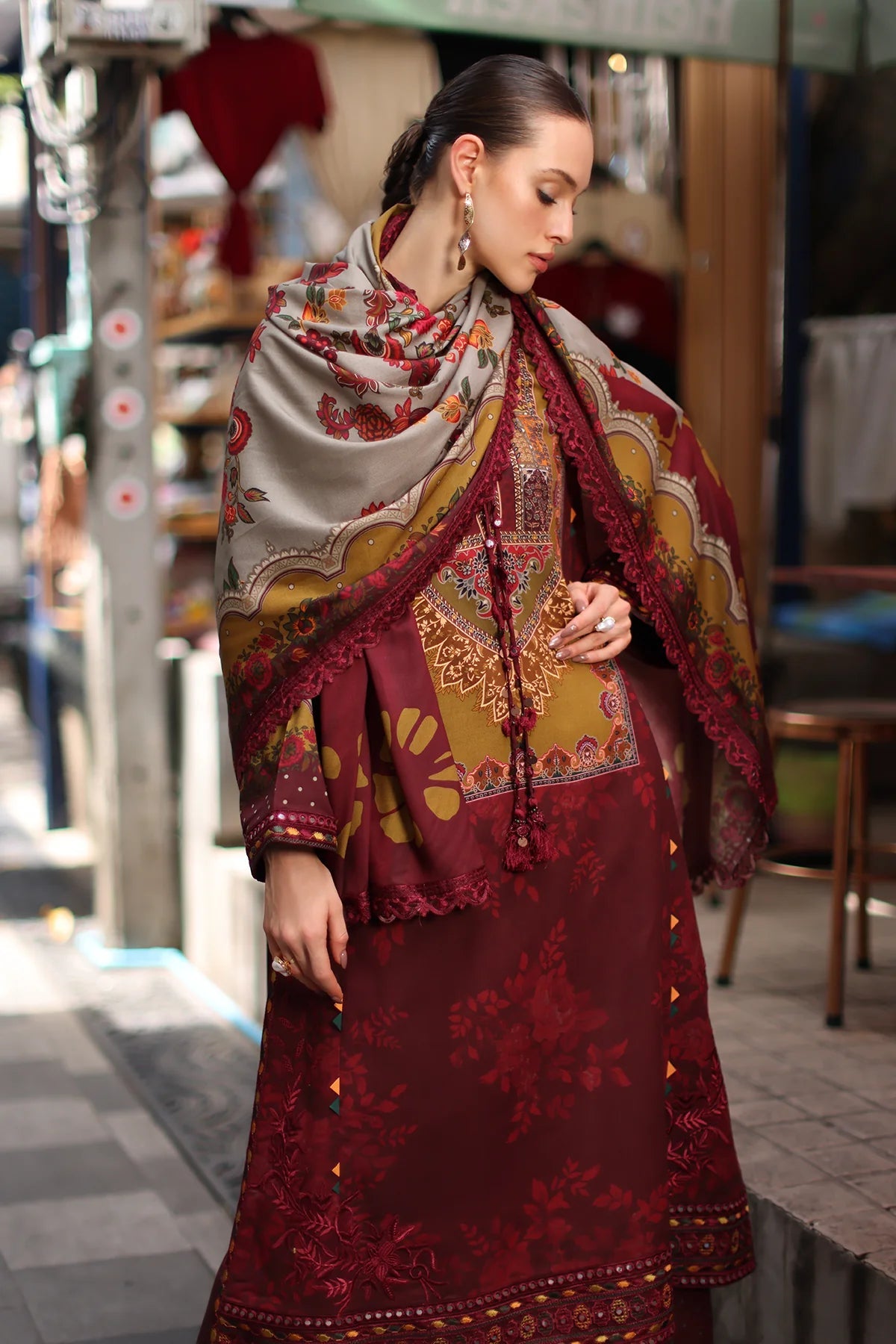 CHARIZMA ANIQ '26 - 03