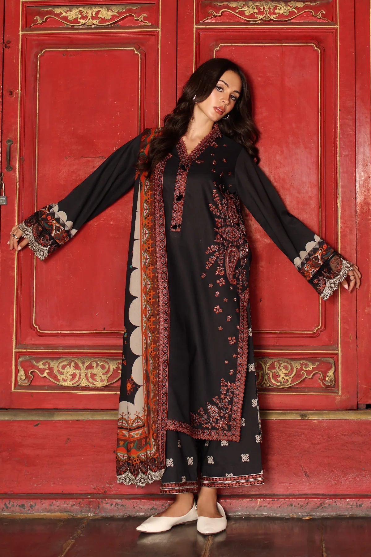 CHARIZMA ANIQ '26 - 02