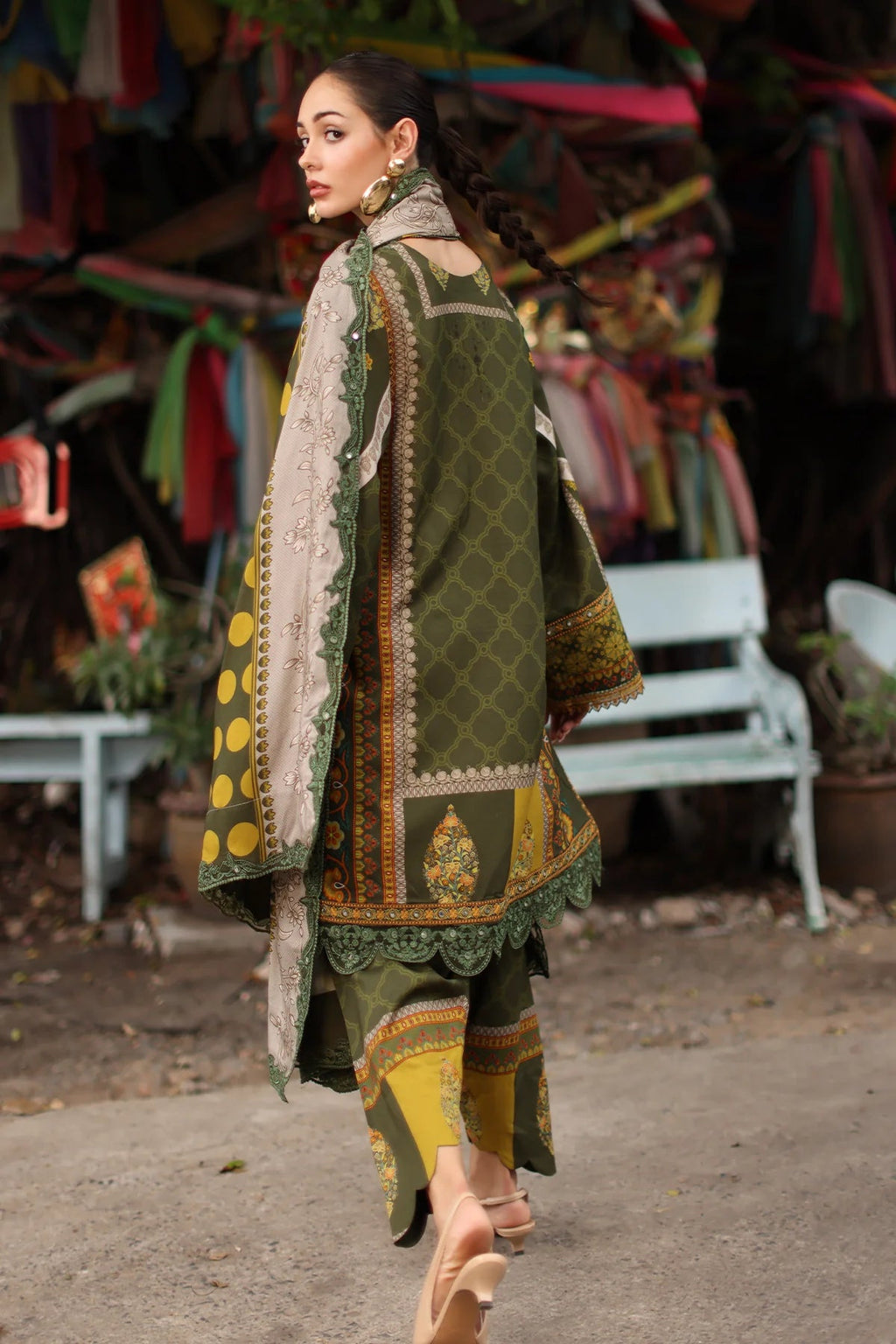 CHARIZMA ANIQ '26 - 08