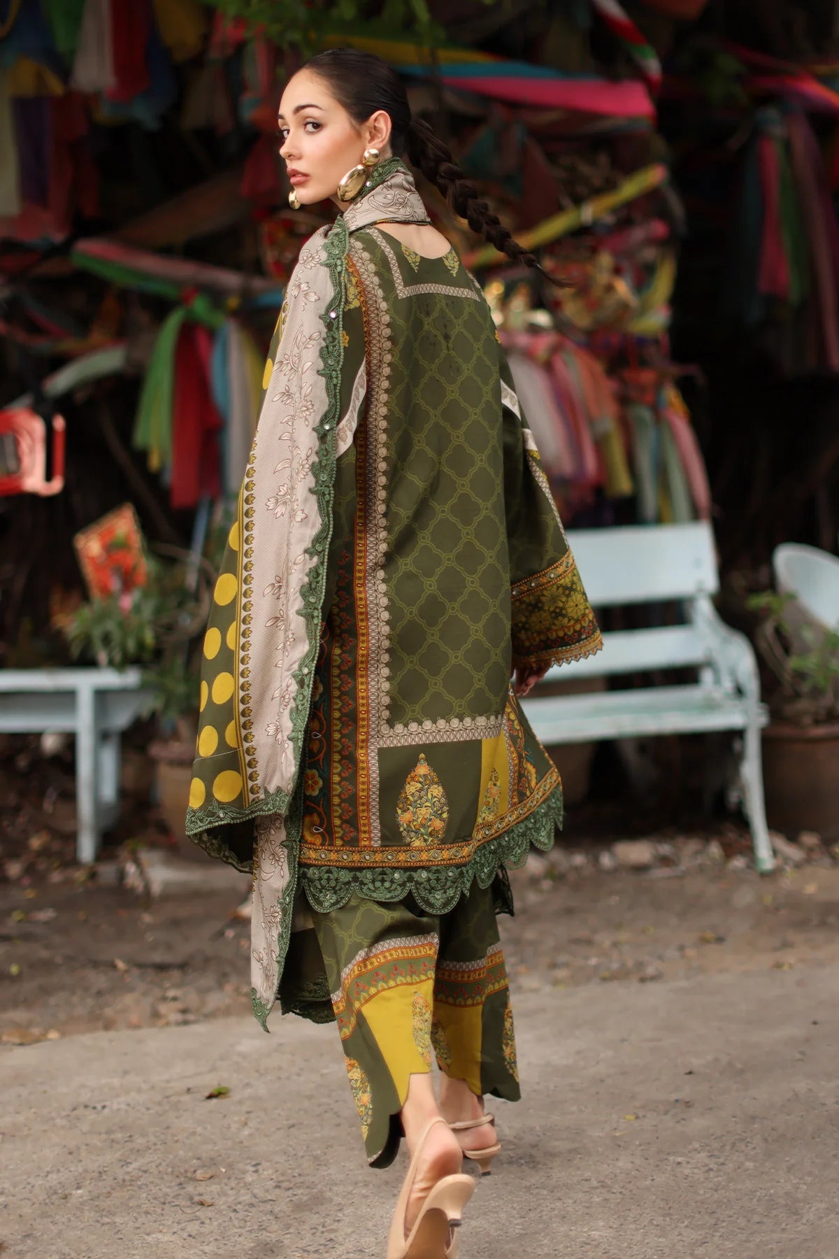 CHARIZMA ANIQ '26 - 08