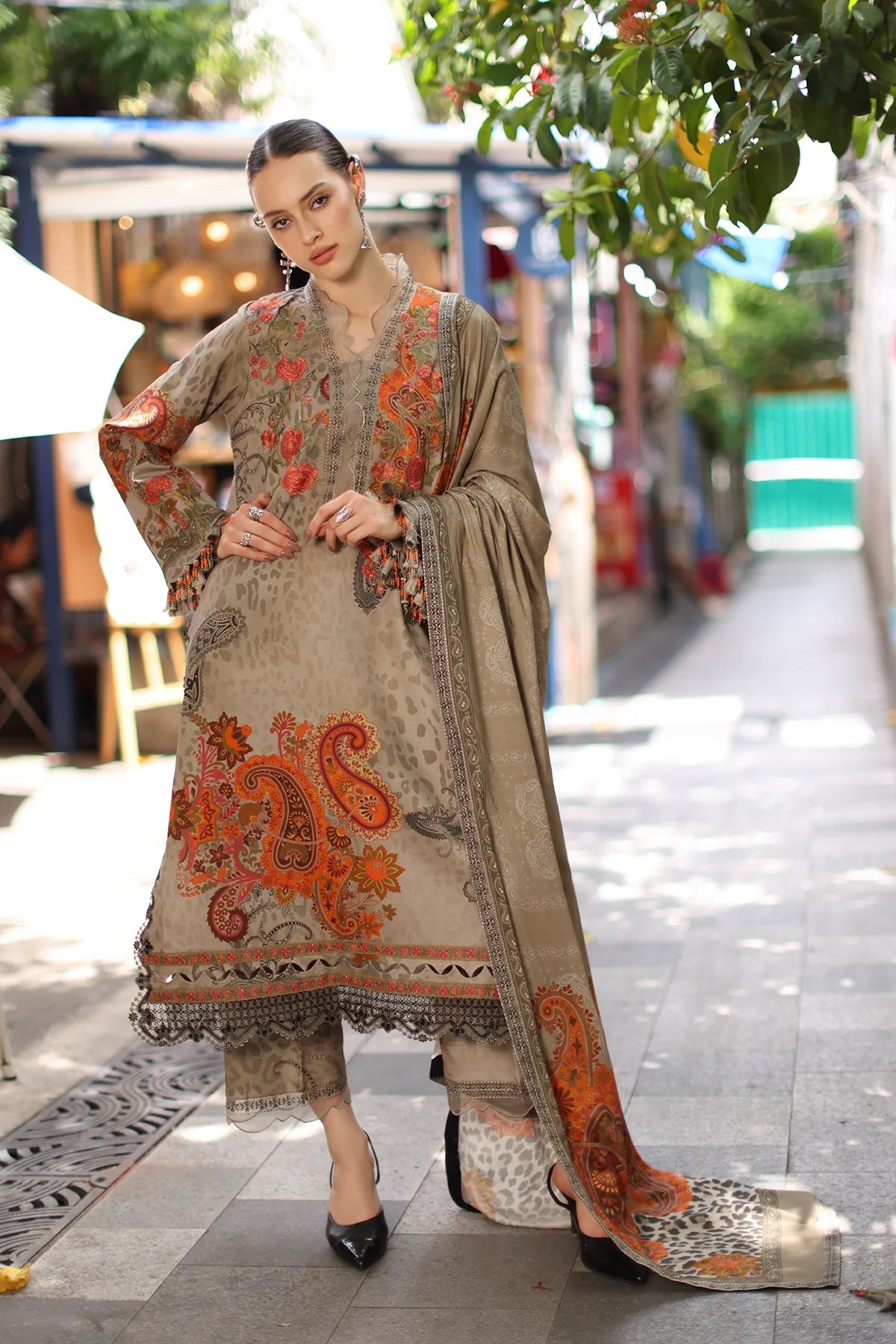 CHARIZMA ANIQ '26 - 04